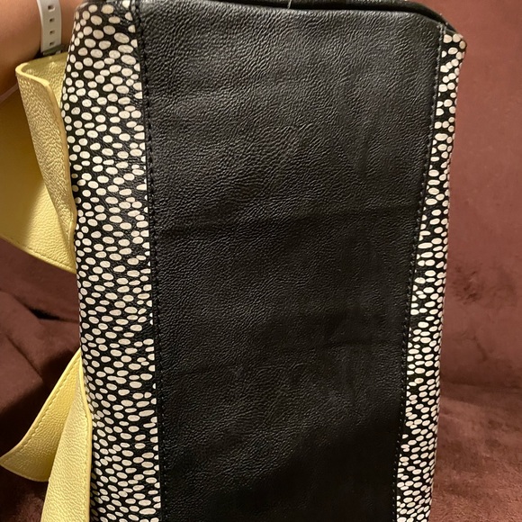 Betsey johnson polka dot bow purse - Picture 5 of 10